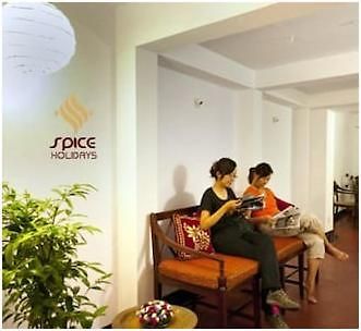 Hôtel Spice Holidays à Kochi Extérieur photo